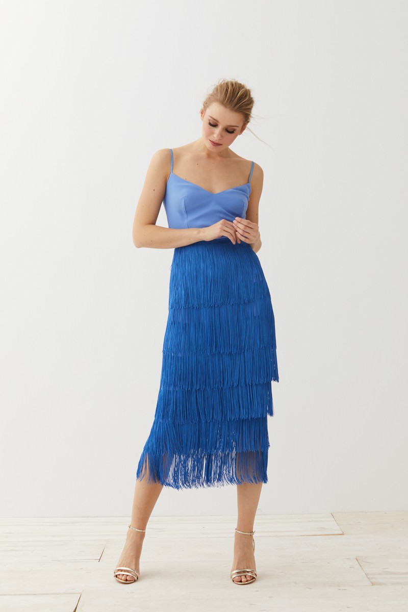 comprar online falda de flecos midi de crepe azy flecos de algodon color azul ideal para invitadas de bodas de dia eventos fiestas bautizos comuniones graduaciones de apparentia