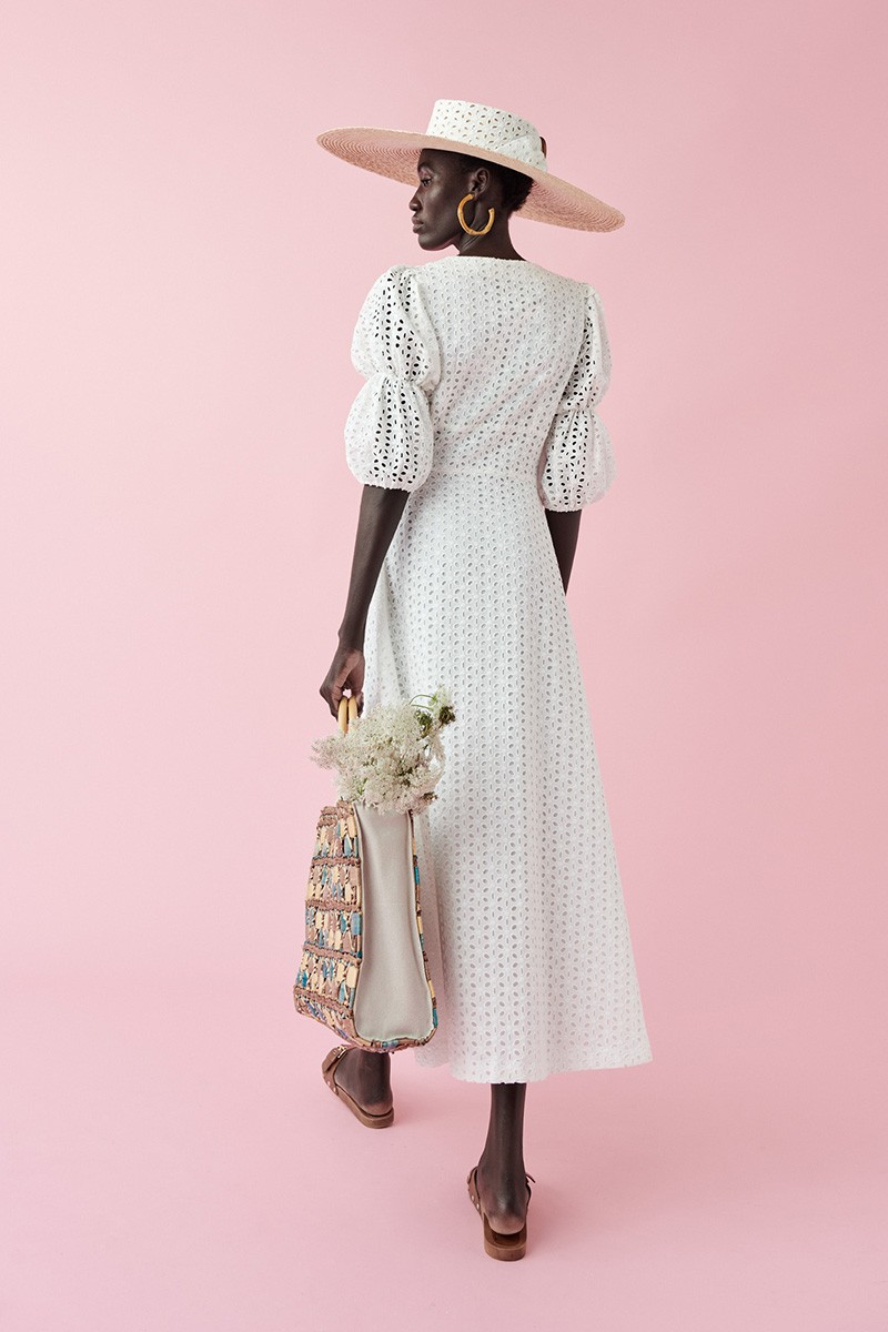 comprar online vestido midi blanco troquelado y boton de madera con mangas globo
