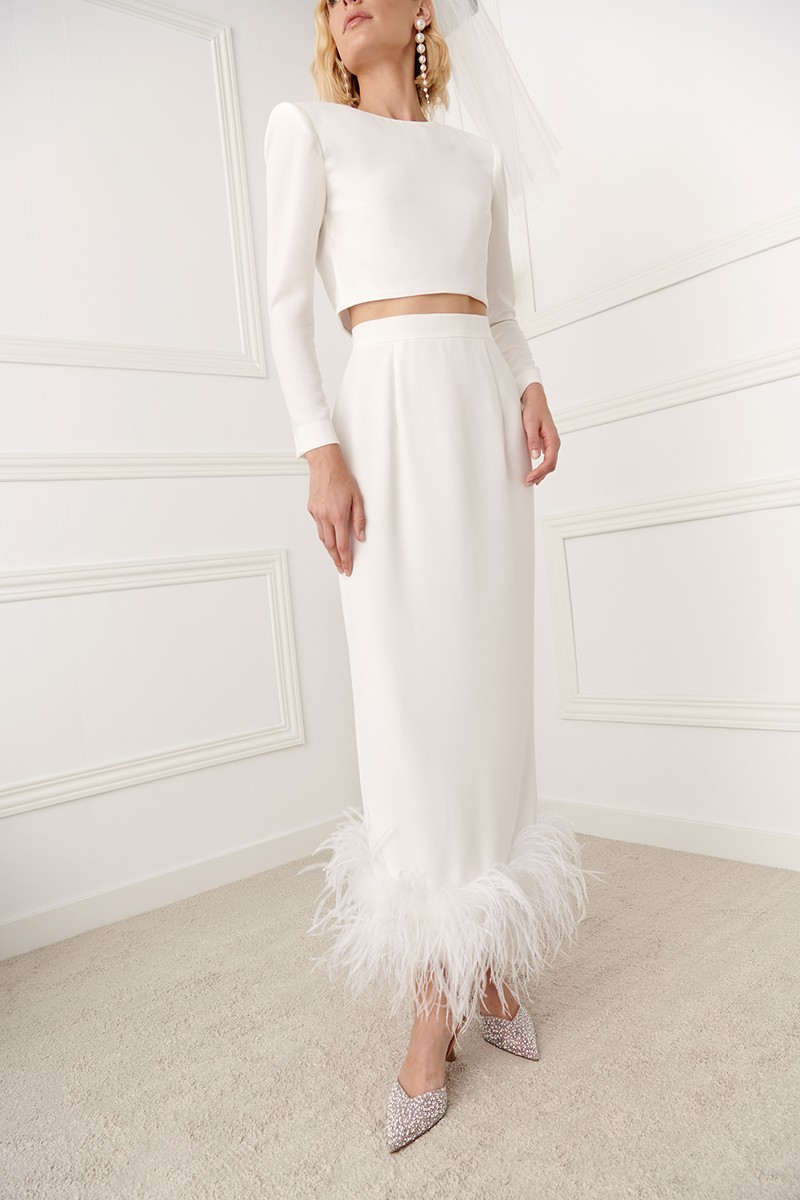 top para novia en crepe blanco, escote a la caja y manga larga con hombreras para novia, boda civil, fiesta, evento