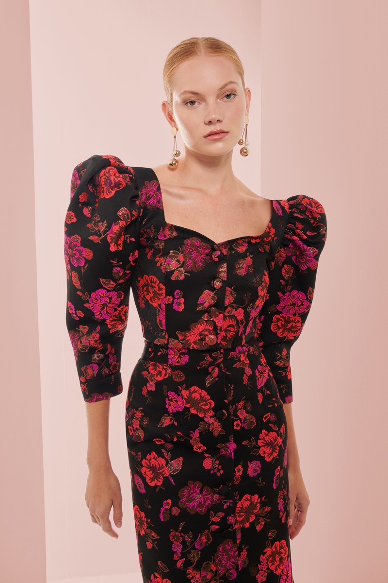 comprar online top brocado negro con flores con escote corazon y manga jamon con botones forrados para invitada de boda, mama de comunion, mama de bautizo, fiesta, evento