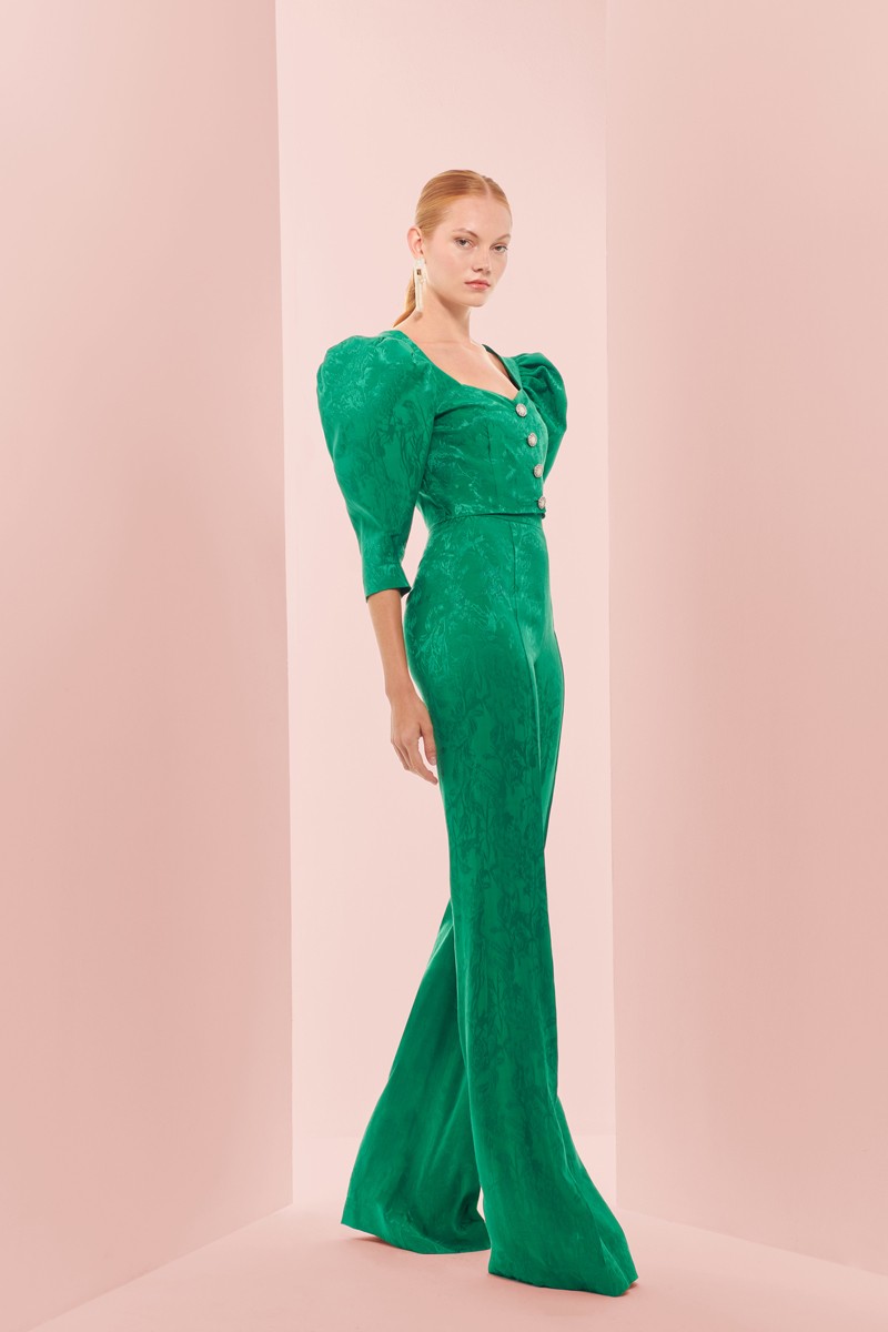 comprar online conjunto pantalon y top corto con escote corazon jacquard fluido verde y manga jamon con botones plata joya para invitada de boda, mama de comunion, mama de bautizo, fiesta, evento