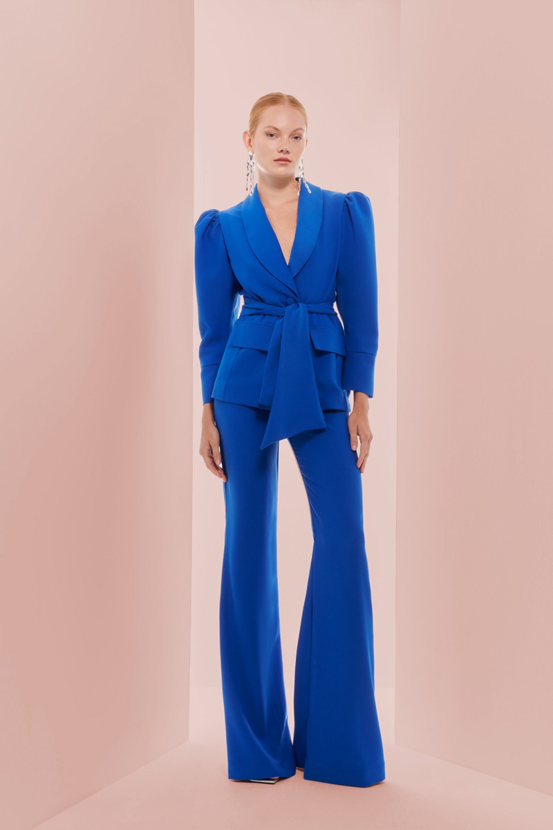 comprar Pantalon de traje crepe azul klein para invitada de boda, graduación, fiesta, evento, mamá de comunion, bautizo, shop online, compra online