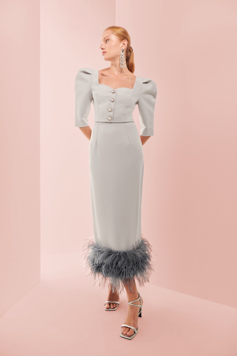 Conjunto de fiesta de falda y top corto gris con manga francesa, escote corazon y botones joya para invitada boda invierno, evento, comunion, navidad, shoponline