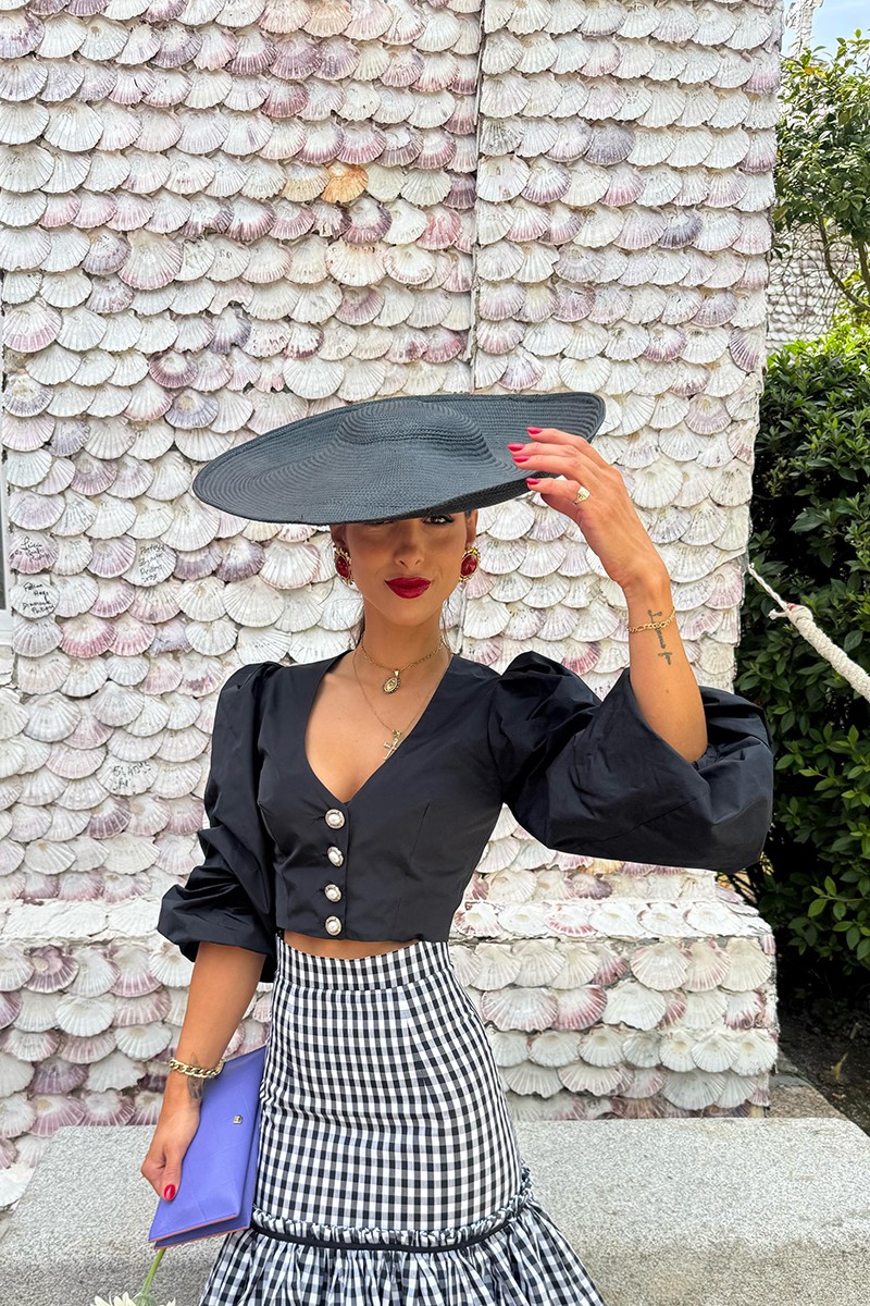Falda cuadro vichy volantes blanco y negro para invitada a boda, comunion, fiesta, largo midi
