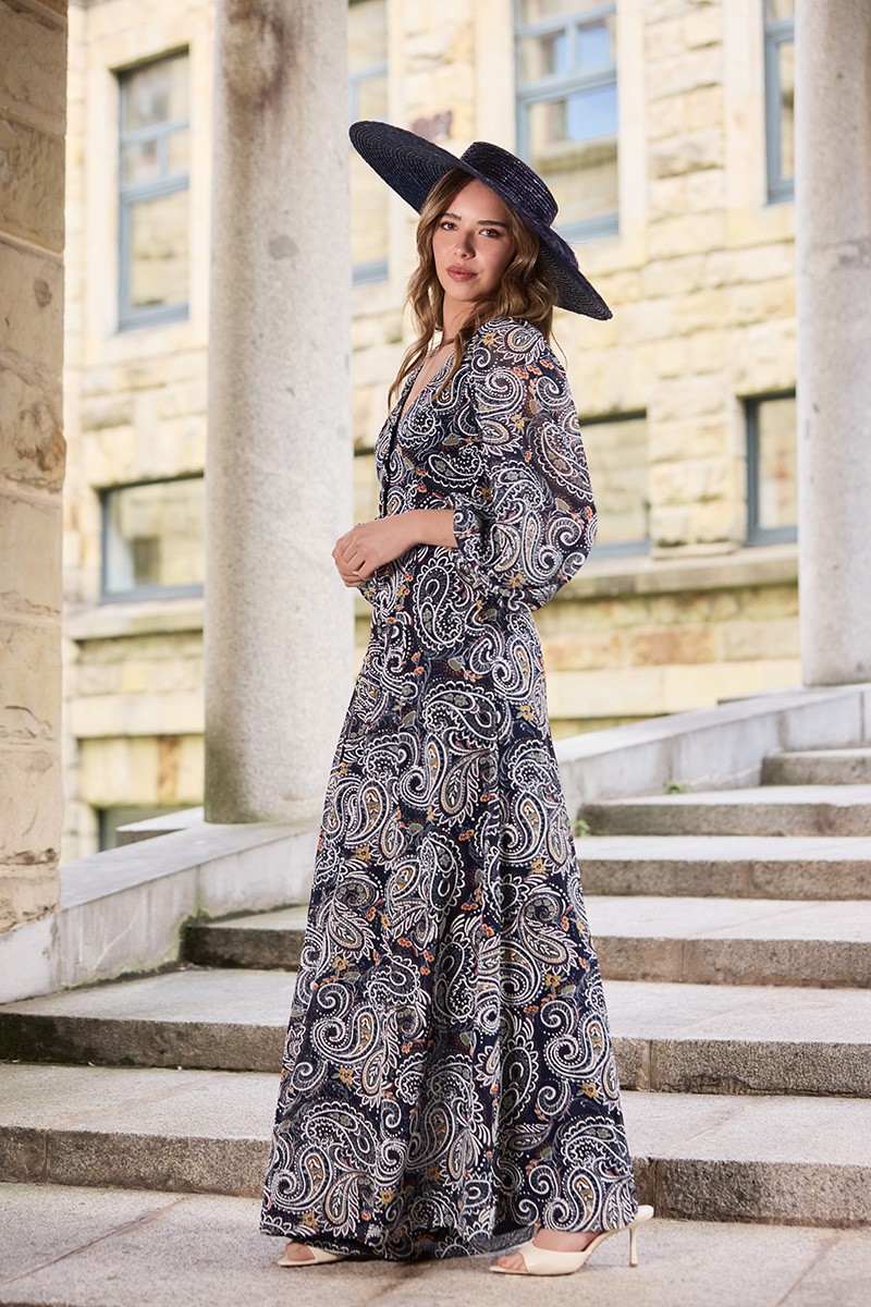 pantalon y top estampado azul para invitada boda, fiesta, evento de verano